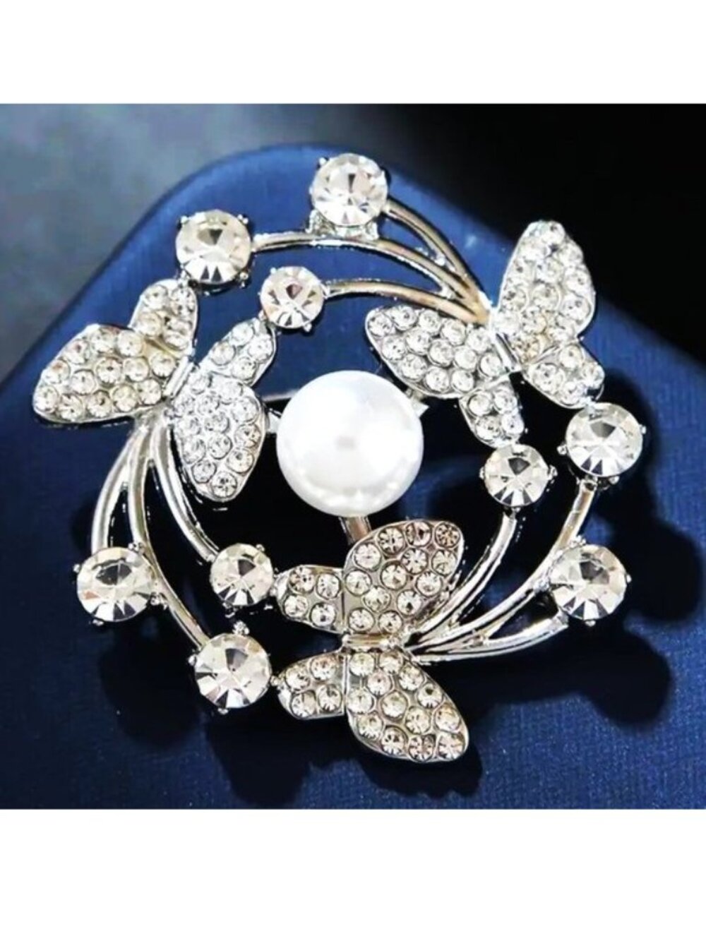 Brooch Butterfly & Pearl Rhinestone Flower Pin Stylish Sparkle Fashion Glam Cute